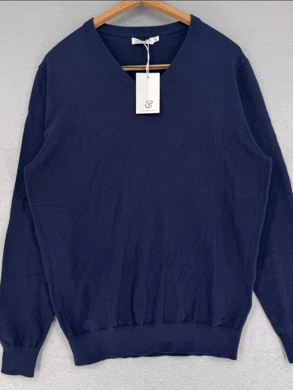 Collars And Co Classic V-Neck Cotton Cashmere Sweater - Navy Blue